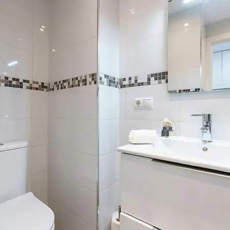 Cosy Studio With Balcony In Bonanza Square *