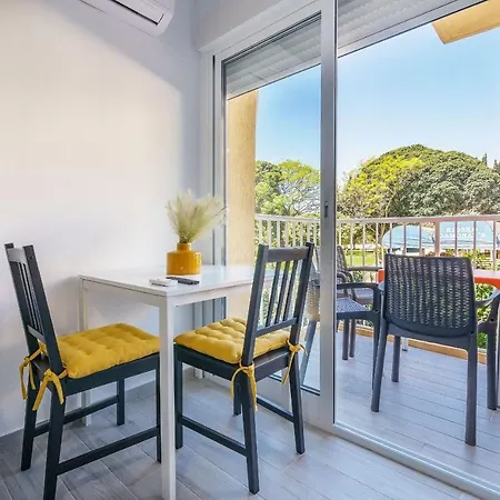 Cosy Studio With Balcony In Bonanza Square Benalmadena