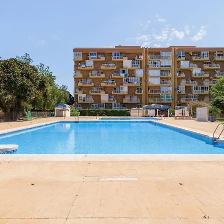 Cosy Studio With Balcony In Bonanza Square