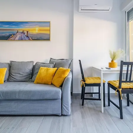 Apartamento Cosy Studio With Balcony In Bonanza Square